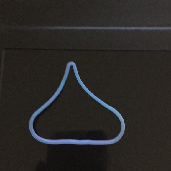 🌺 2 packs of colorful “snacks” silly bandz - Picture 2 of 7